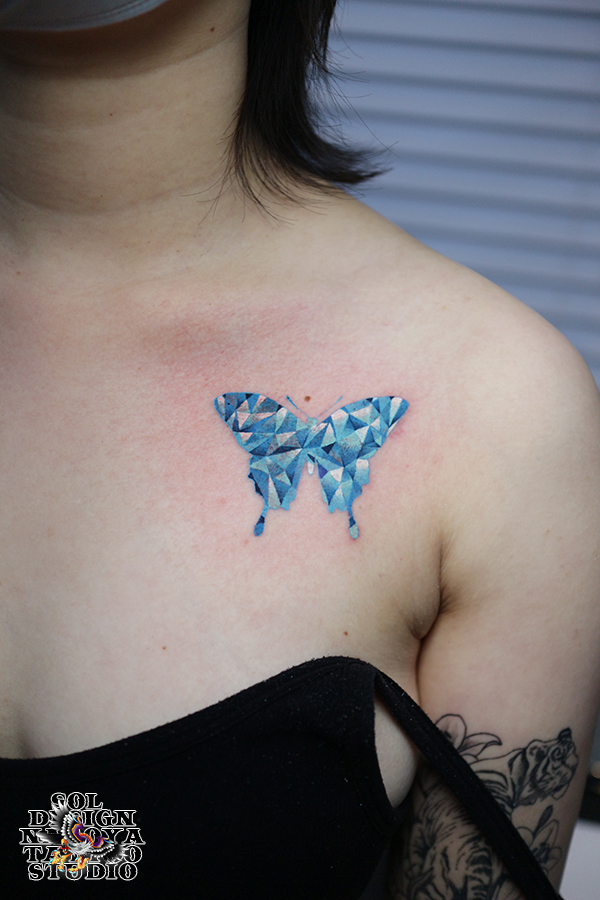 名古屋　タトゥー　女性